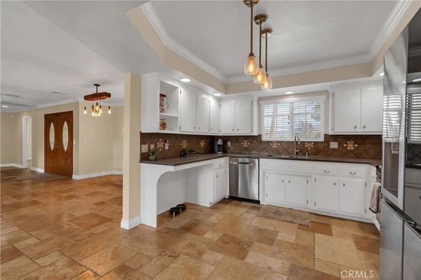 Interior, Kitchen, Pendant Lights, Recessed Lighting, Stainless Steel Appliances