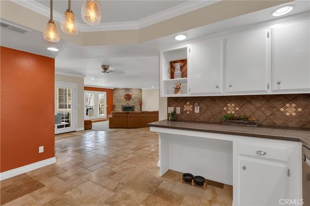 Fireplace, Interior, Recessed Lighting