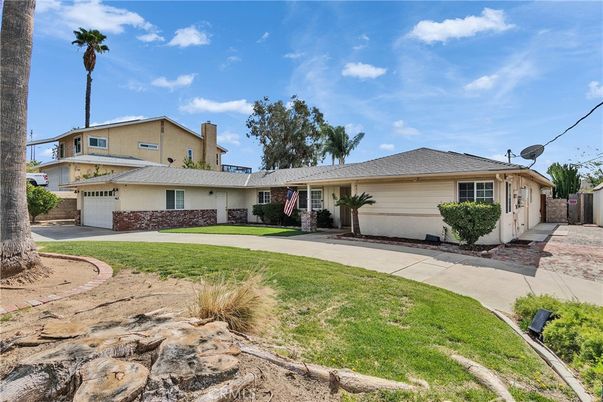 Attached, Backyard, Exterior, Facade, Ranch