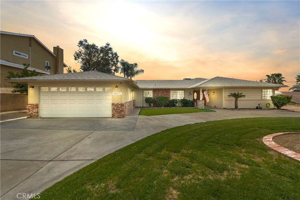 Attached, Backyard, Exterior, Facade, Ranch