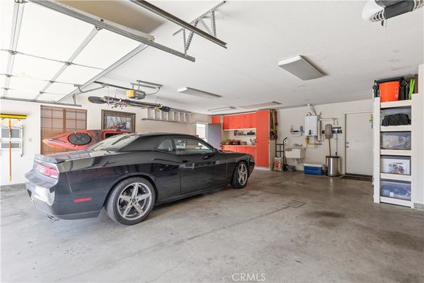 Garage, Interior