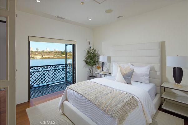 Bedroom, Interior, Recessed Lighting, Water, Wood Texture Flooring