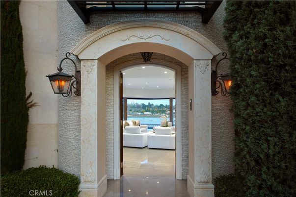 Exterior, Water