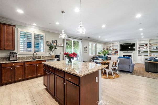 Dining room, Interior, Living room, Pendant Lights, Recessed Lighting, Wood Texture Flooring