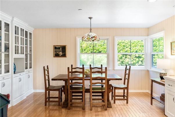 Dining room, Interior, Pendant Lights, Recessed Lighting, Wood Texture Flooring