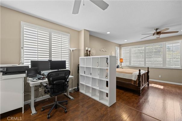 Bedroom, Home Office, Interior, Recessed Lighting, Wood Texture Flooring