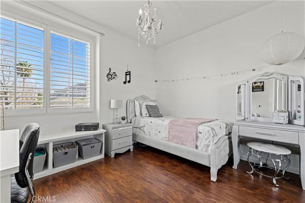 Bedroom, Interior, Pendant Lights, Wood Texture Flooring