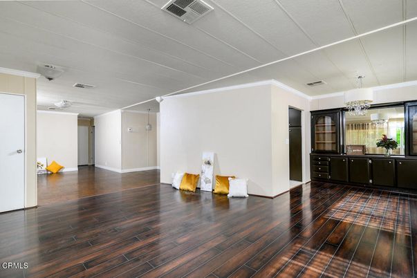 Chandelier, Interior, Wood Texture Flooring