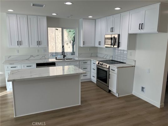 Interior, Kitchen, Recessed Lighting, Wood Texture Flooring
