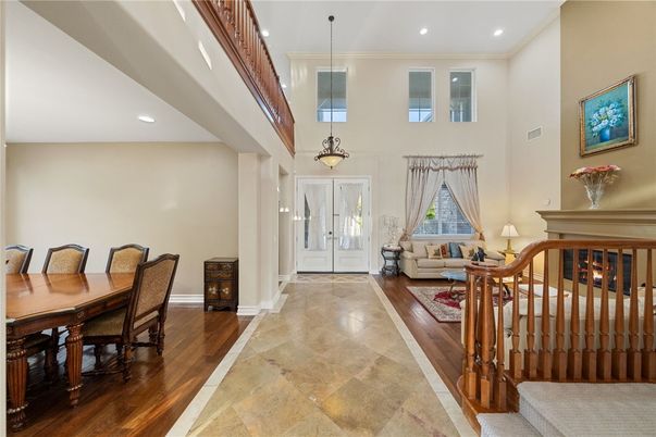 Dining room, Interior, Living room, Pendant Lights, Recessed Lighting, Wood Texture Flooring
