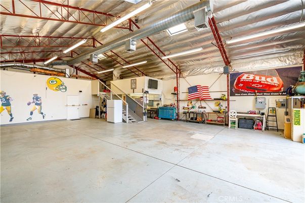 Garage, Interior