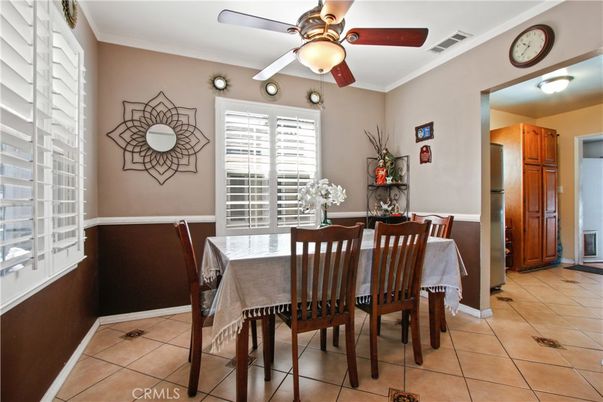 Dining room, Interior
