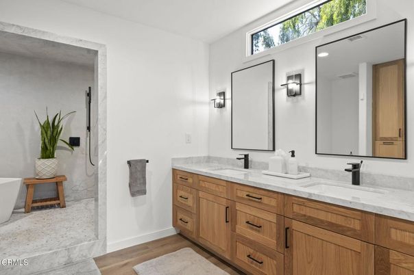 Bathroom, Dual Sink Vanities, Interior, Wood Texture Flooring