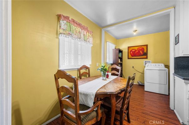 Dining room, Interior, Washer, Wood Texture Flooring