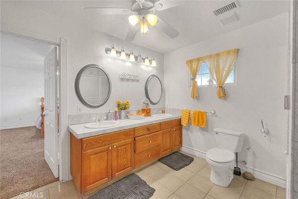 Bathroom, Dual Sink Vanities, Interior