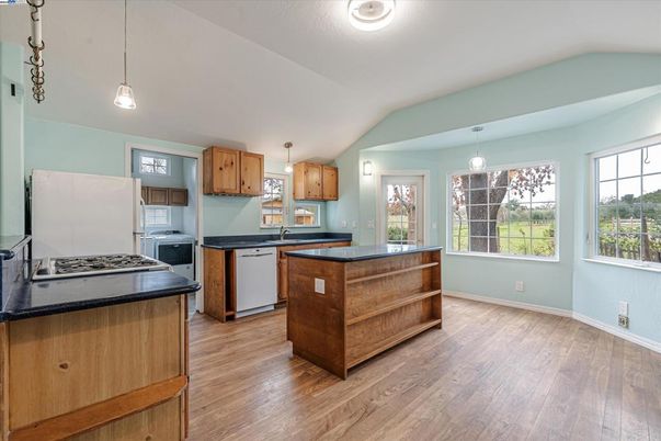Interior, Kitchen, Pendant Lights, Wood Texture Flooring