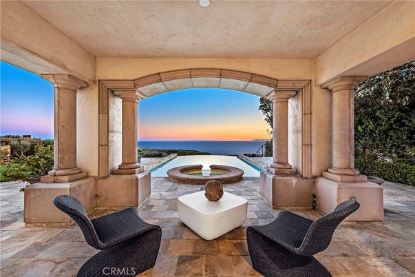 Exterior, Pool, Water