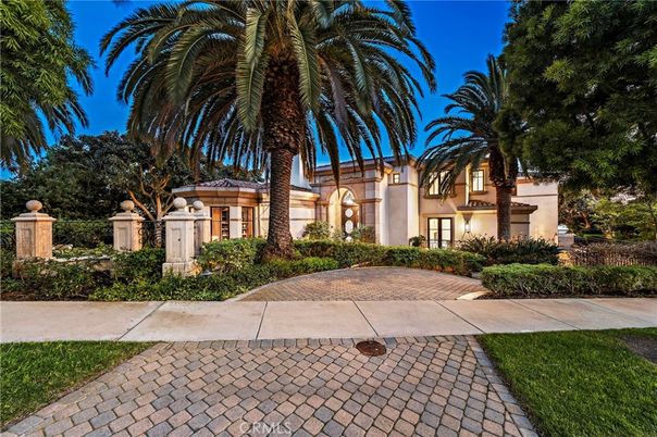 Backyard, Exterior, Facade, Mediterranean