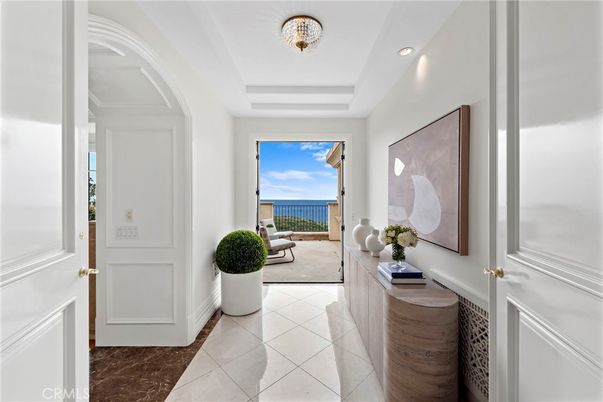 Interior, Recessed Lighting, Water