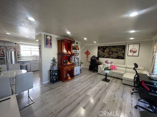 Interior, Kitchen, Living room, Recessed Lighting, Wood Texture Flooring