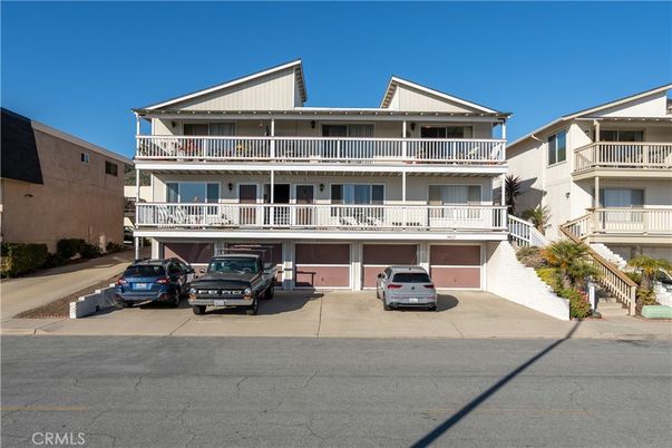 Exterior, Facade, Condo Building