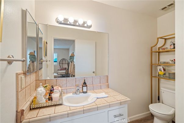 Bathroom, Interior, Tile Countertops