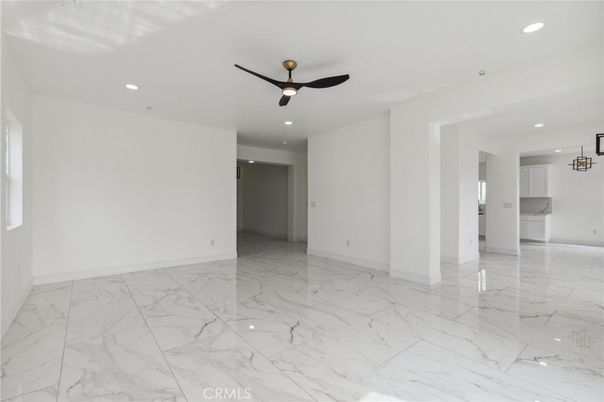 Empty room, Interior, Marble, Recessed Lighting
