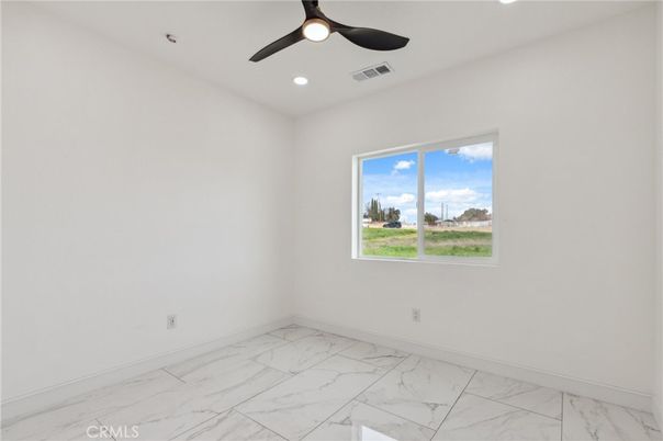 Empty room, Interior, Marble, Recessed Lighting