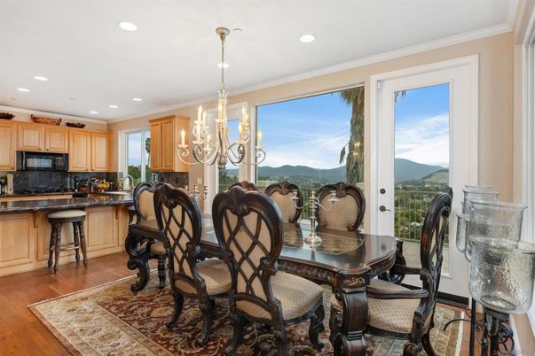 Chandelier, Dining room, Interior, Kitchen, Recessed Lighting, Wood Texture Flooring