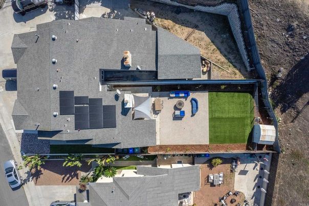 Exterior, Drone