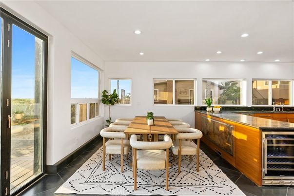 Dining room, Interior, Kitchen, Recessed Lighting