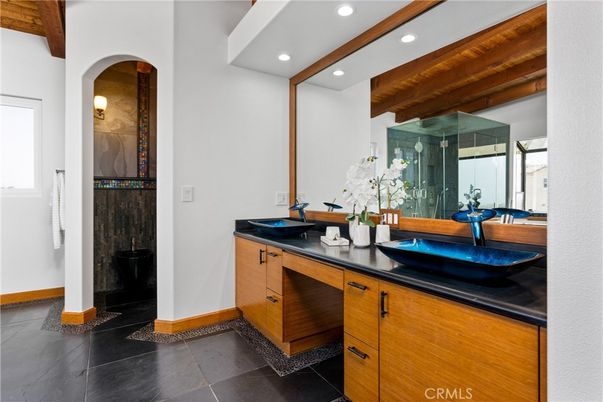 Bathroom, Dual Sink Vanities, Interior, Recessed Lighting, Wooden Beams