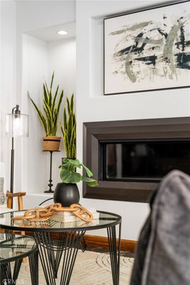 Fireplace, Interior, Recessed Lighting