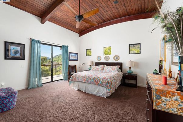 Bedroom, Interior, Wooden Beams, Wooden Ceilings
