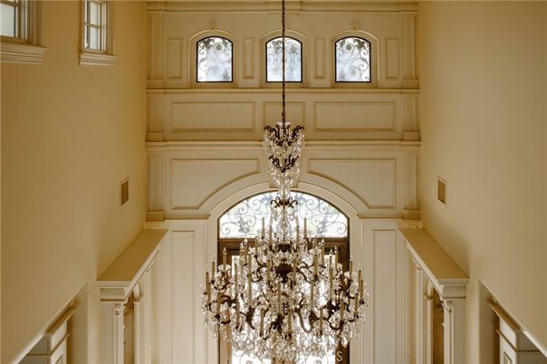 Chandelier, Interior