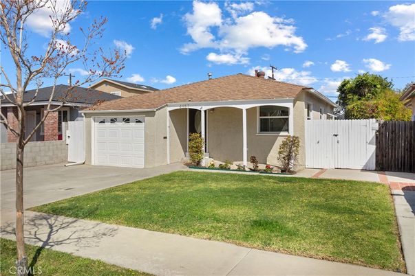 Attached, Backyard, Exterior, Facade, Ranch