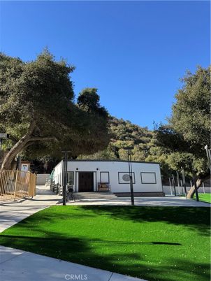 Backyard, Exterior, Facade, Modern