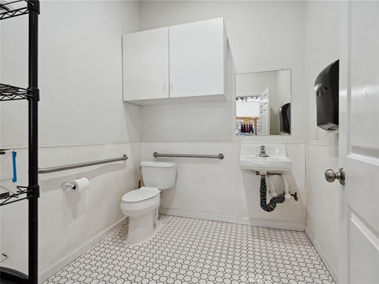 Bathroom, Interior