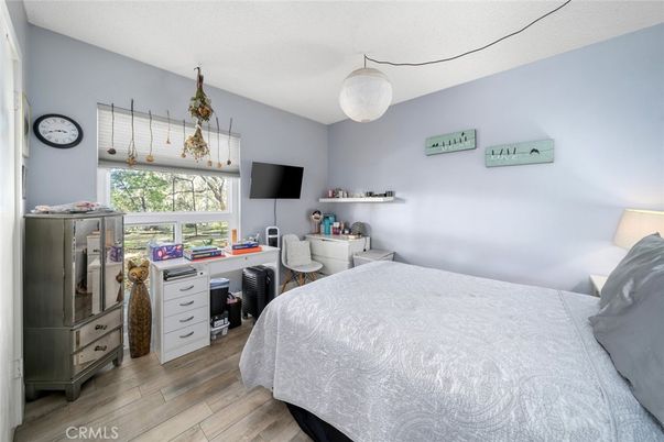 Bedroom, Interior, Pendant Lights, Wood Texture Flooring
