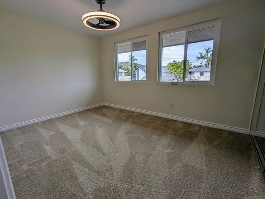 Empty room, Interior, Pendant Lights