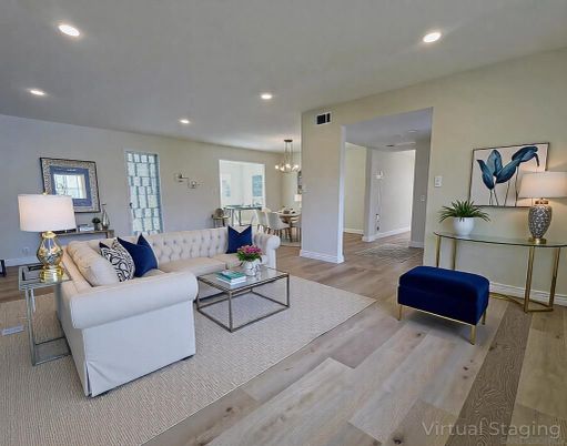 Chandelier, Dining room, Interior, Living room, Recessed Lighting, Wood Texture Flooring