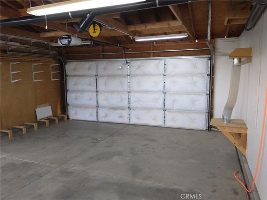 Garage, Interior, Wooden Beams