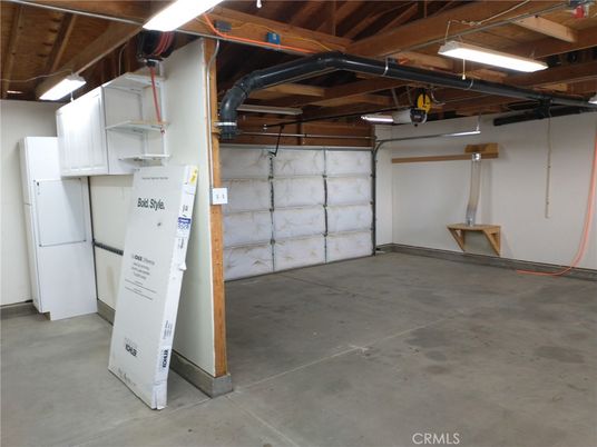 Garage, Interior, Washer, Wooden Beams