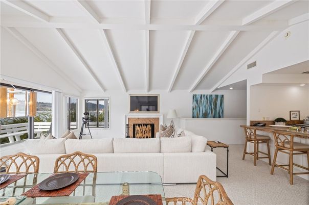 Fireplace, Interior, Living room, Recessed Lighting