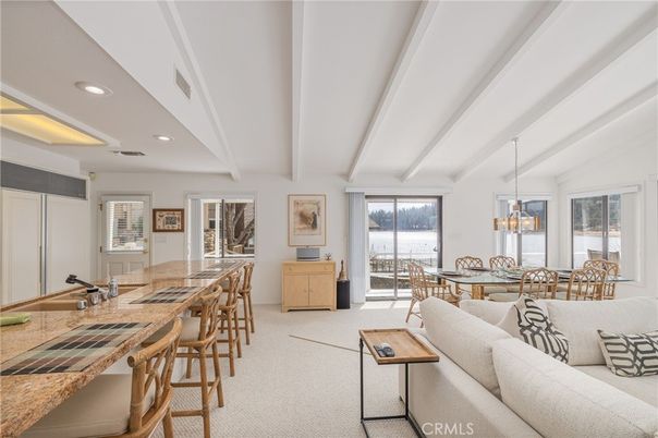Dining room, Interior, Living room, Pendant Lights, Recessed Lighting
