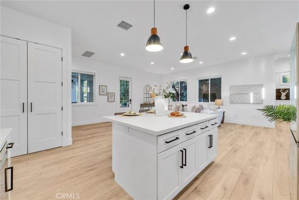 Interior, Kitchen, Living room, Pendant Lights, Recessed Lighting, Wood Texture Flooring