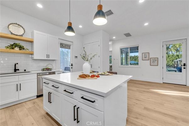 Interior, Kitchen, Pendant Lights, Recessed Lighting, Wood Texture Flooring