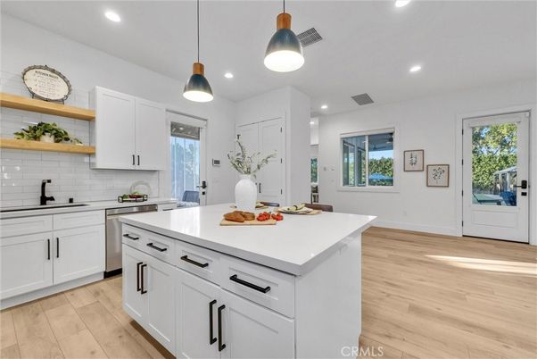Interior, Kitchen, Pendant Lights, Recessed Lighting, Wood Texture Flooring