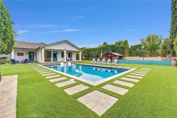 Backyard, Exterior, Pool