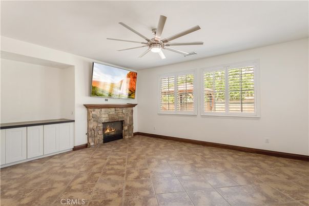 Empty room, Fireplace, Interior
